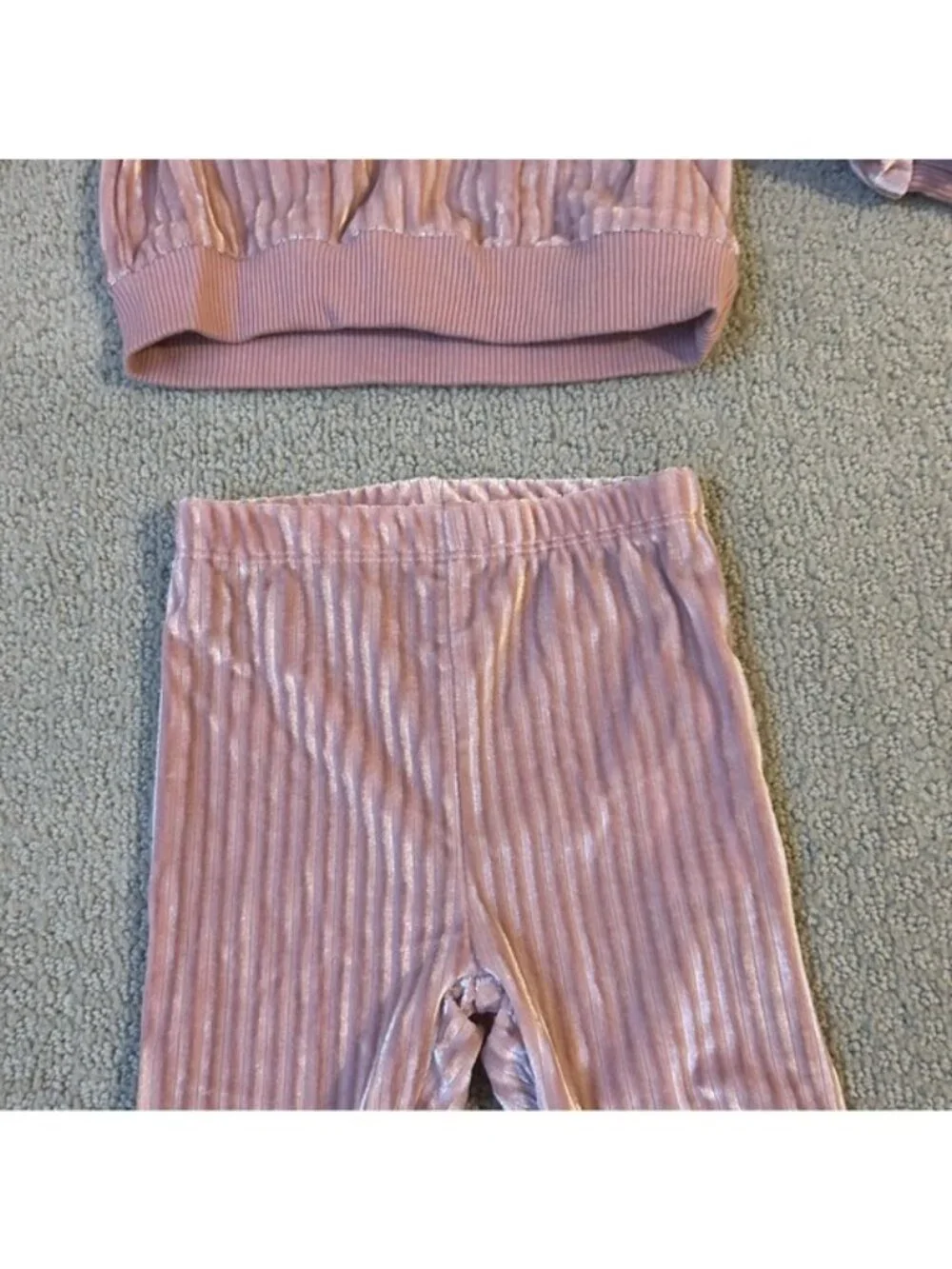 Tahari Baby Girls Pink Velour Velvet Ruffle Two Piece Outfit Size 3 Months